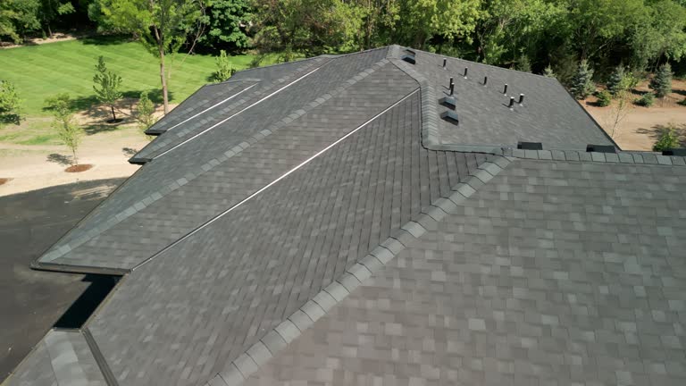 Best Roof Insulation Installation  in Middletown, CA